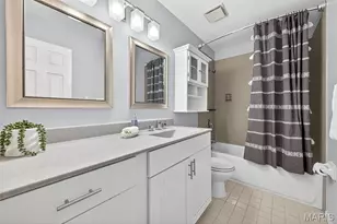 290 Kinderhook Dr, Chesterfield, MO 63017 - Photo 45