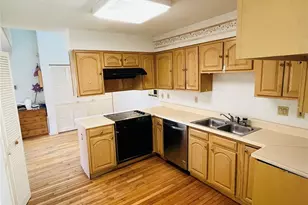 5428 Duchesne Parque Dr, Saint Louis, MO 63128 - Photo 7