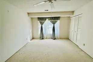 5428 Duchesne Parque Dr, Saint Louis, MO 63128 - Photo 13