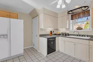 5975 N Cuba Ct, Saint Louis, MO 63139 - Photo 15