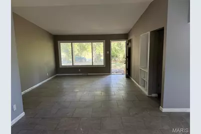 2442 Gardner Drive, Saint Louis, MO 63136 - Photo 3