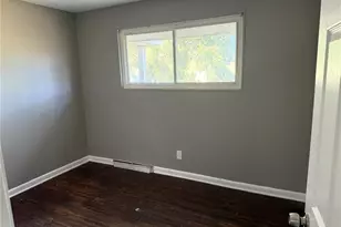 2442 Gardner Dr, Saint Louis, MO 63136 - Photo 5