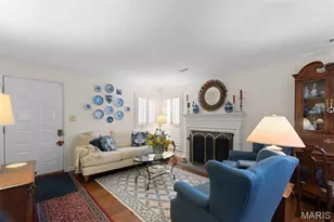 1940 Meadowtree Ln, Kirkwood, MO 63122 - Photo 3