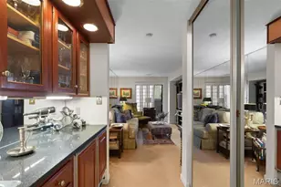 1940 Meadowtree Ln, Kirkwood, MO 63122 - Photo 17