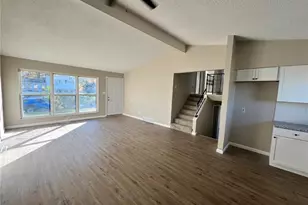 12 Trinity Ln, Florissant, MO 63031 - Photo 5