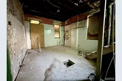 4762 Labadie Avenue, Saint Louis, MO 63115 - Photo 9