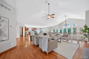 315 Oak Creek Farm Ct, Wentzville, MO 63385 - Photo 15