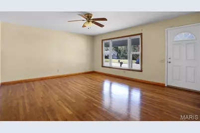 11426 Ortega Drive, Hazelwood, MO 63138 - Photo 5