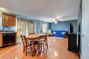 120 Homeshire Dr, Wentzville, MO 63385 - Photo 17