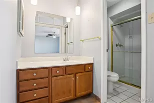 2425 Hidden Meadow Ln, Ballwin, MO 63021 - Photo 21