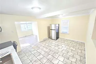 1372 Heydt Ave, Saint Louis, MO 63135 - Photo 3