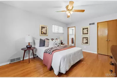 7958 Glenside Place, University City, MO 63130 - Photo 19