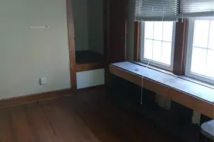 8810 Clifton Ave, Saint Louis, MO 63136 - Photo 15