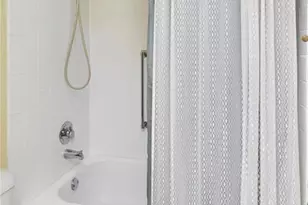 1525 Hampton Hall Dr, Chesterfield, MO 63017 - Photo 27