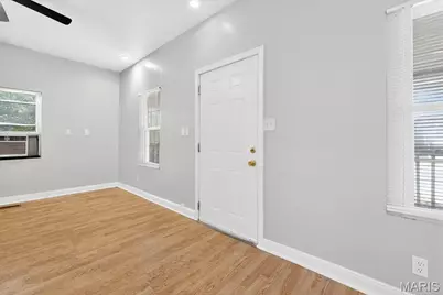 6528 Mount Avenue, Saint Louis, MO 63121 - Photo 3