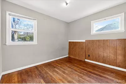 9746 Millburn Drive, Saint Louis, MO 63136 - Photo 17