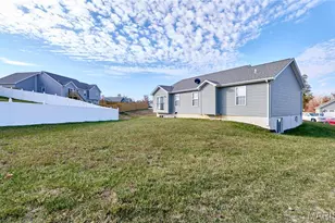 708 Vicksburg Ln, Wright City, MO 63390 - Photo 31