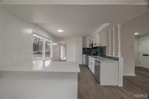 3095 Harness Dr, Florissant, MO 63033 - Photo 9