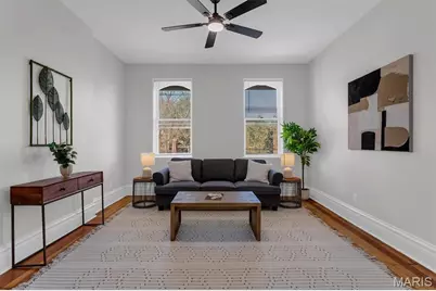2218 Missouri Avenue, Saint Louis, MO 63104 - Photo 3