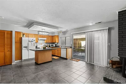 2605 Plantation Point #B, Saint Charles, MO 63303 - Photo 15