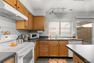 2605 Plantation Point, Saint Charles, MO 63303 - Photo 13