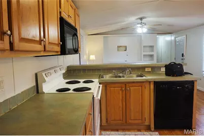 26189 N Carol Street, Warrenton, MO 63383 - Photo 5