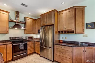 13012 Twin Meadows Ct, Unincorporated, MO 63146 - Photo 15