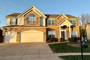 814 Summit Glen Ct, Fenton, MO 63026 - Photo 1