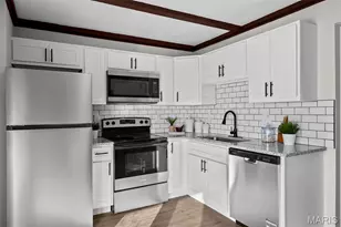 10587 Carroll Wood Way, Unincorporated, MO 63128 - Photo 11