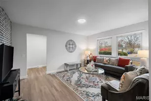 1265 Central Pkwy, Florissant, MO 63031 - Photo 7