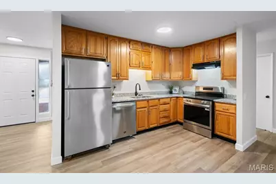 1265 Central Parkway, Florissant, MO 63031 - Photo 9