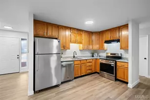 1265 Central Pkwy, Florissant, MO 63031 - Photo 9