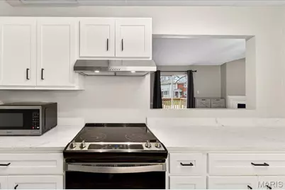 1432 Thrush Place, Brentwood, MO 63144 - Photo 7