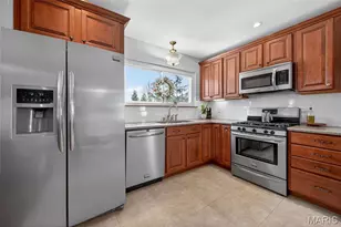 9756 Wickstrom Terrace, Saint Louis, MO 63123 - Photo 19