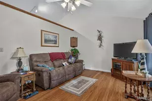 12194 Cedar Cir Dr, Saint Genevieve, MO 63670 - Photo 11