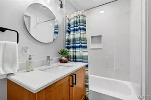 215 N Sarah St, Saint Louis, MO 63108 - Photo 29