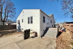 916 S 2nd St, Festus, MO 63028 - Photo 7