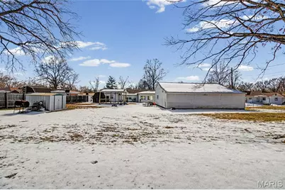 8239 Cadillac Lane, Saint Louis, MO 63134 - Photo 7