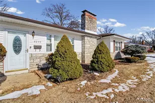 8239 Cadillac Ln, Saint Louis, MO 63134 - Photo 9