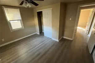 9833 Balboa Dr, Saint Louis, MO 63136 - Photo 3