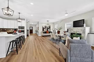 8711 Rosalie Ave, Brentwood, MO 63144 - Photo 3