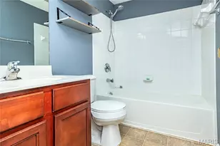 1951 Greenpoint Dr, Saint Louis, MO 63122 - Photo 19