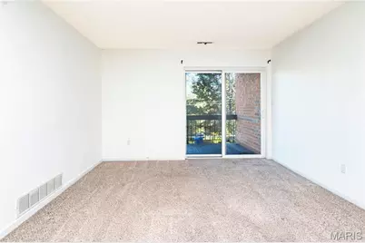 1951 Greenpoint Drive #204, Saint Louis, MO 63122 - Photo 7