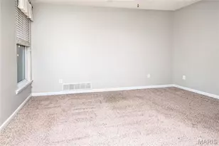 1951 Greenpoint Dr, Saint Louis, MO 63122 - Photo 17