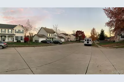 3820 Grand National Drive, Florissant, MO 63034 - Photo 3