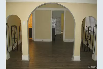 6304 Cabanne Avenue, University City, MO 63130 - Photo 11