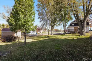 8625 S Grand Ave, Saint Louis, MO 63125 - Photo 21