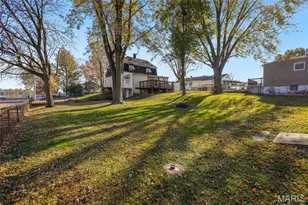 8625 S Grand Ave, Saint Louis, MO 63125 - Photo 23