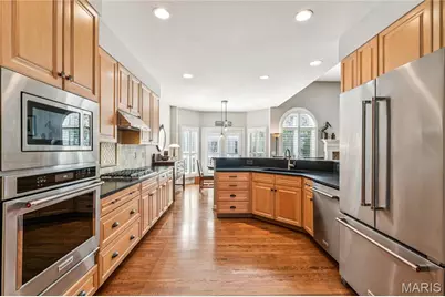 61 Picardy Hill Drive, Chesterfield, MO 63017 - Photo 3