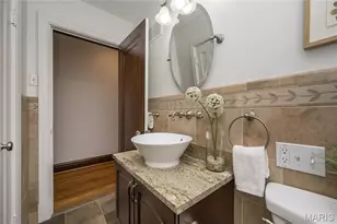 8000 Venetian Dr, Saint Louis, MO 63105 - Photo 31